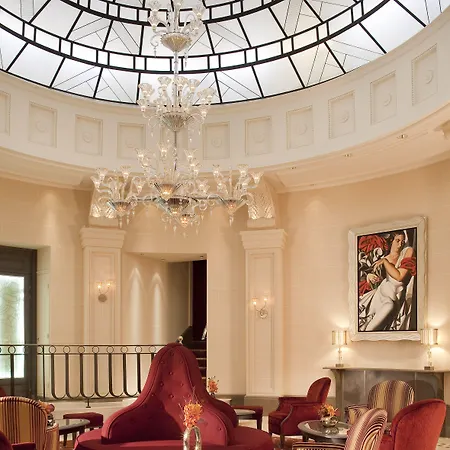 Chateau Frontenac パリ