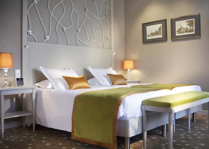 Château Frontenac Hotel 4*