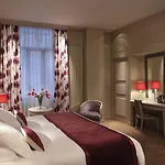 Hotel Chateau Frontenac Paris