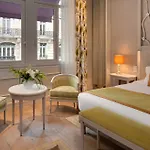 Chateau Frontenac Hotel Paris
