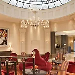 Chateau Frontenac Hotel 4*