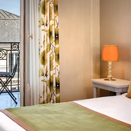 Hotel Chateau Frontenac Paris