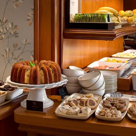 Chateau Frontenac 4* باريس