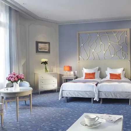 Chateau Frontenac Hotel 4*