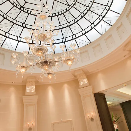 Hotell Chateau Frontenac Paris