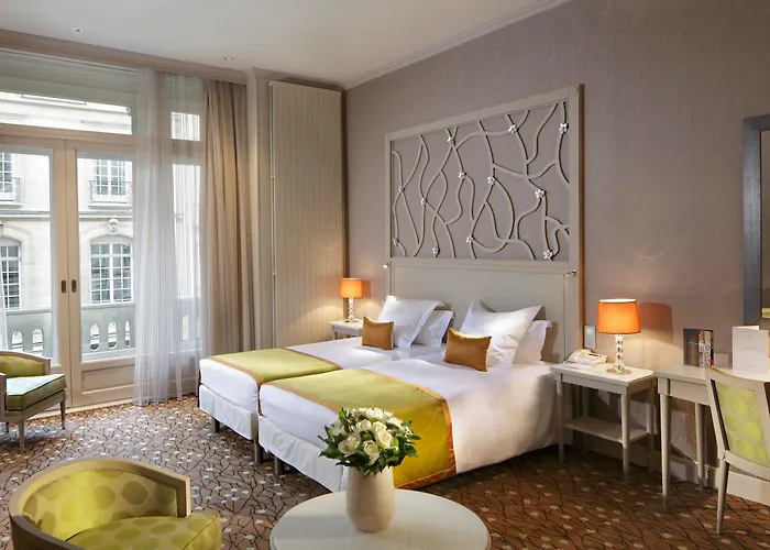 Hotel Château Frontenac Paris