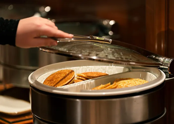Château Frontenac Paris