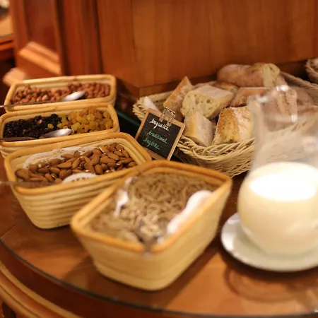 Hotel Chateau Frontenac Paříž